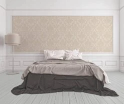 A.S. Creation PAPIER PEINT ORNEMENTS BAROQUES TRADITIONNELS - Beige Crème Métallique - AS Creation Trendwall -A.S. Creation Soldes 1200x1009 1