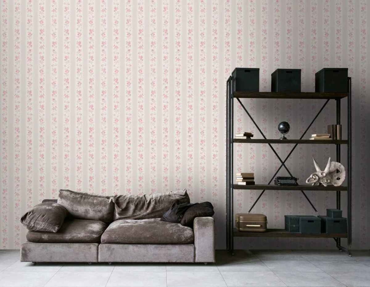 A.S. Creation AS Creation Maison Charme - PAPIER PEINT FLEURS EN RAYURES - Taupe Blanc Rouge - 1005 X 53 Cm 4 A.S. Creation AS Creation Maison Charme - PAPIER PEINT FLEURS EN RAYURES - Taupe Blanc Rouge - 1005 X 53 Cm – Image 4