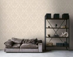 A.S. Creation PAPIER PEINT ORNEMENTS BAROQUES TRADITIONNELS - Beige Crème Métallique - AS Creation Trendwall -A.S. Creation Soldes 1200x931 50